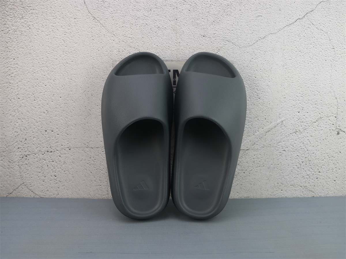 Free Shipping Yeezy Slide Slate Grey ID2350